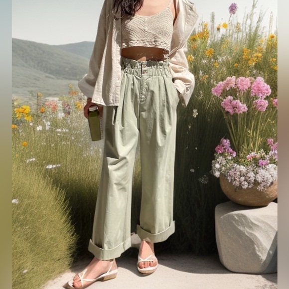 Stylish Women's Cream Pants - Picture 3 of 12